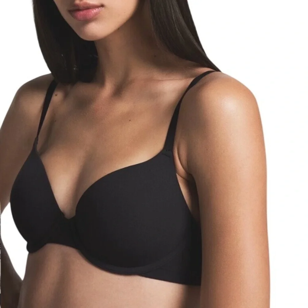 SKIMS Fits Everybody T-Shirt Bra Onyx Black Underwire Padded 32DDDD / 32G